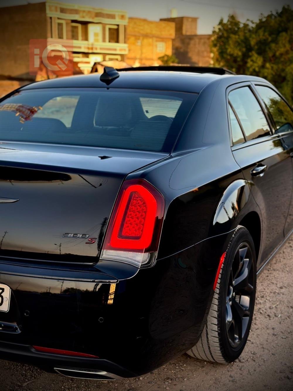 Chrysler 300